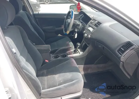 2004 Honda Accord 2.4 Ex from USA, damaged, VIN 1HGCM56744A012303